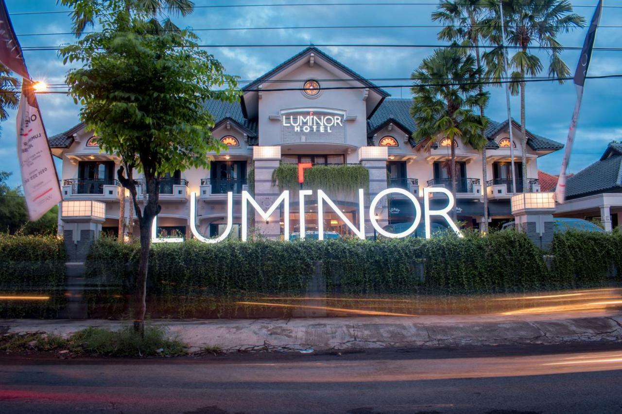 Luminor Hotel Jember By Wh Экстерьер фото